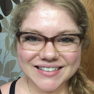 Meet your Posher, Carolyn